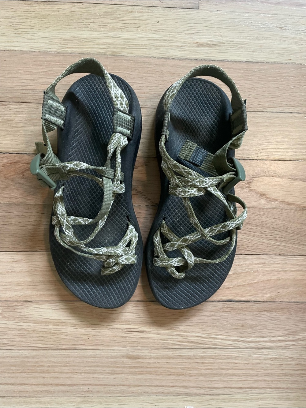 Outdoor Sport Sandals in Olive Green